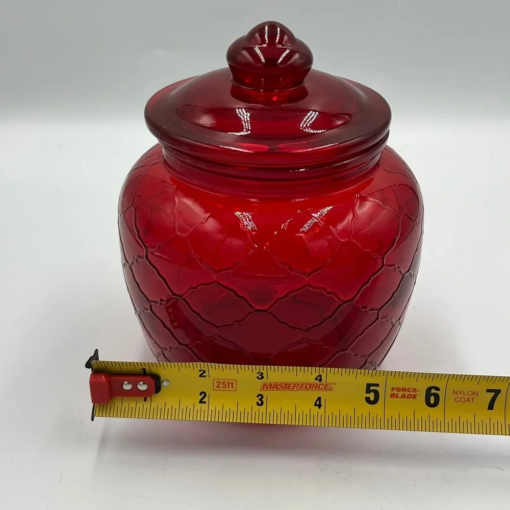 Threshold Glass Candy Jar Red Excellent Quilted Farmhouse 200 09 0249